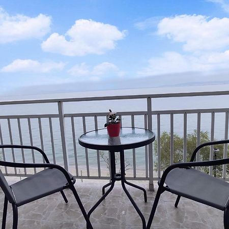 N-Joy Apartment Переа Экстерьер фото