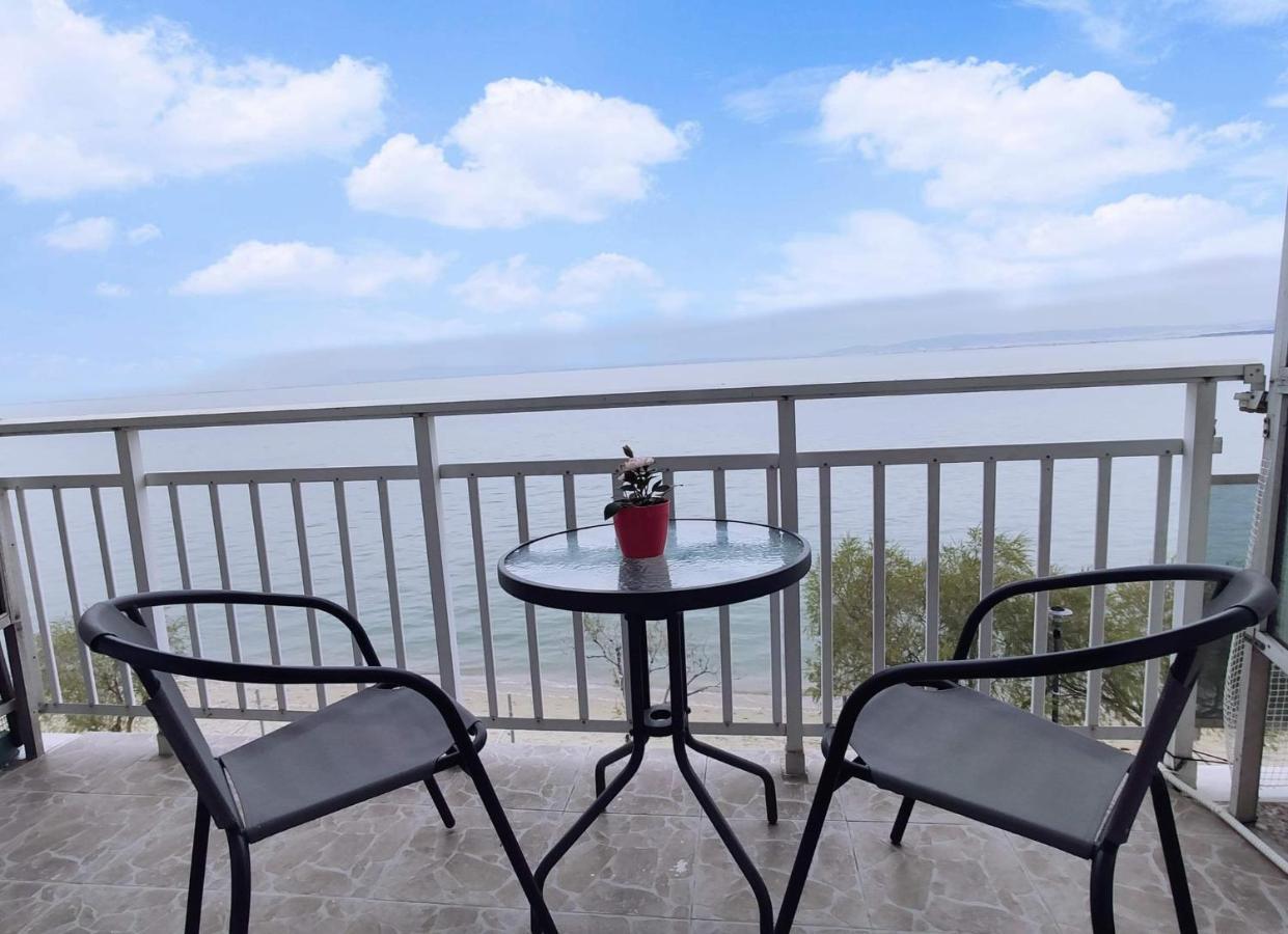N-Joy Apartment Переа Экстерьер фото